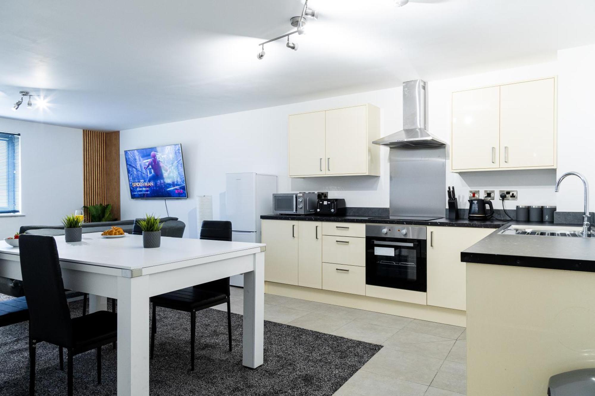 Spacious Ground Floor Apt Near Old Trafford Stadium Manchester Exterior photo